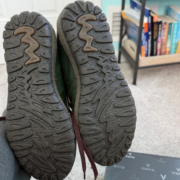 V Italia Women's Green Leather Ankle Boots - Picture 4 of 4